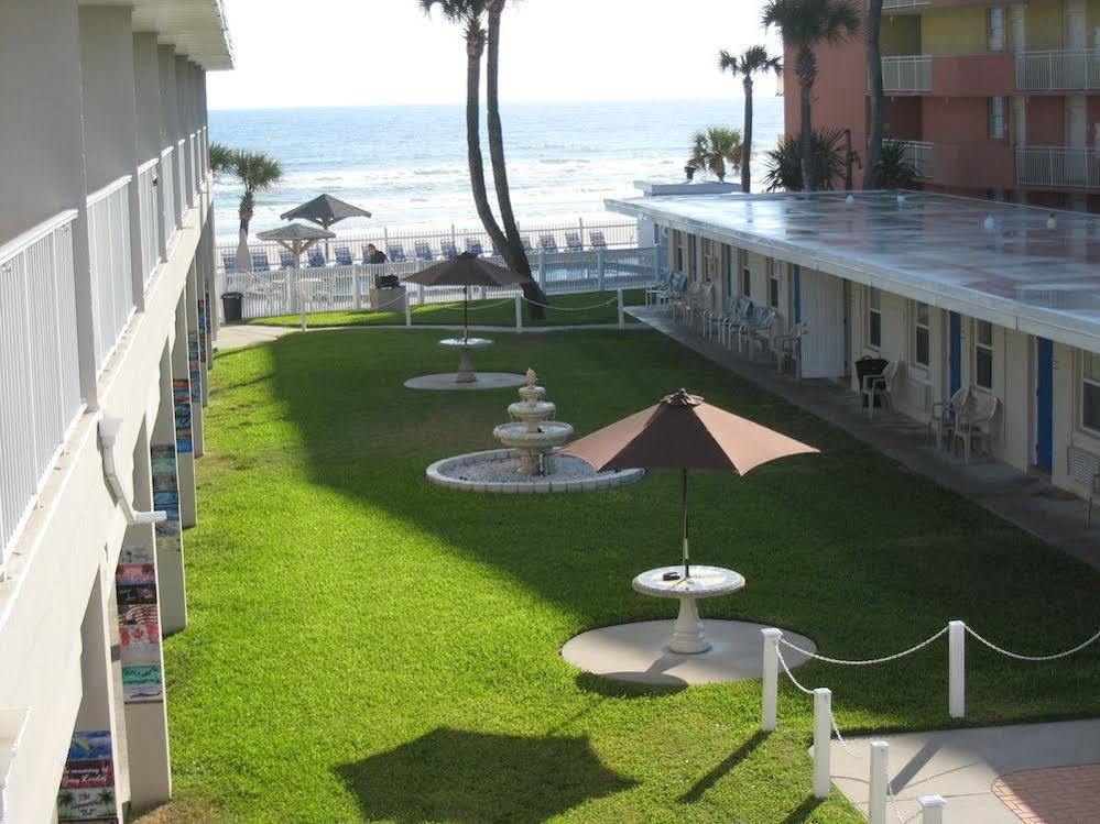 Ocean Court Beachfront Hotel 데이토나 비치 외부 사진